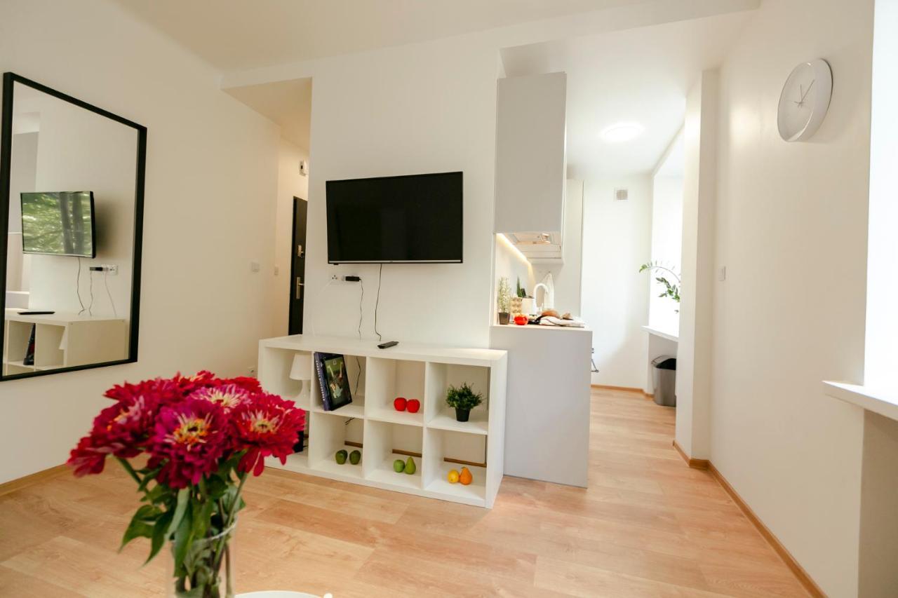Jana Pawla II 36 - Bezplatny Podziemny Garaz - Free Parking - W Pelni Wyposazone Studio - Better Rental Varsovie Extérieur photo